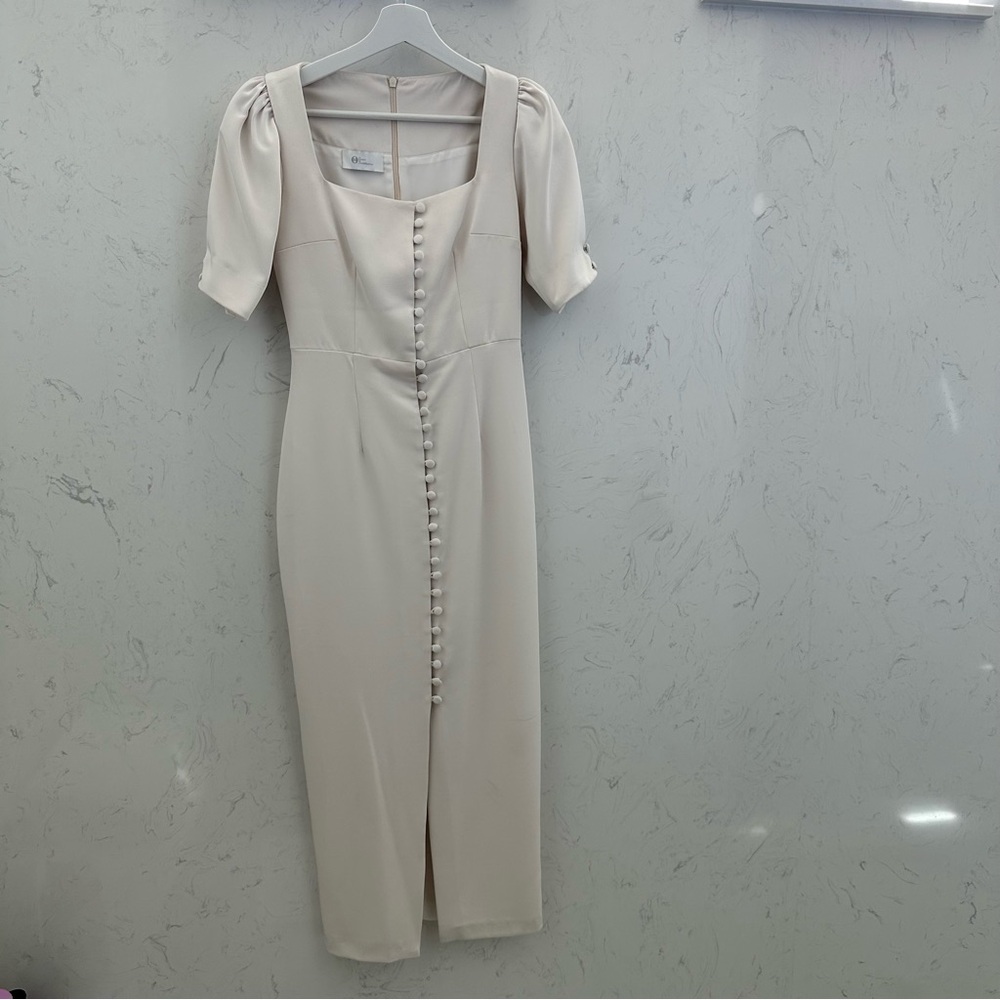 Elegant white square neckline prom dress